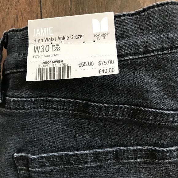 BNWT TOPSHOP MOTO High Waist Ankle Jeans - Picture 3 of 3